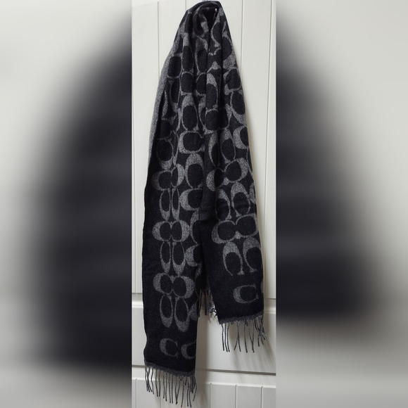 COACH Wool/Cashmere Scarf UNISEX NWOT - Picture 1 of 15